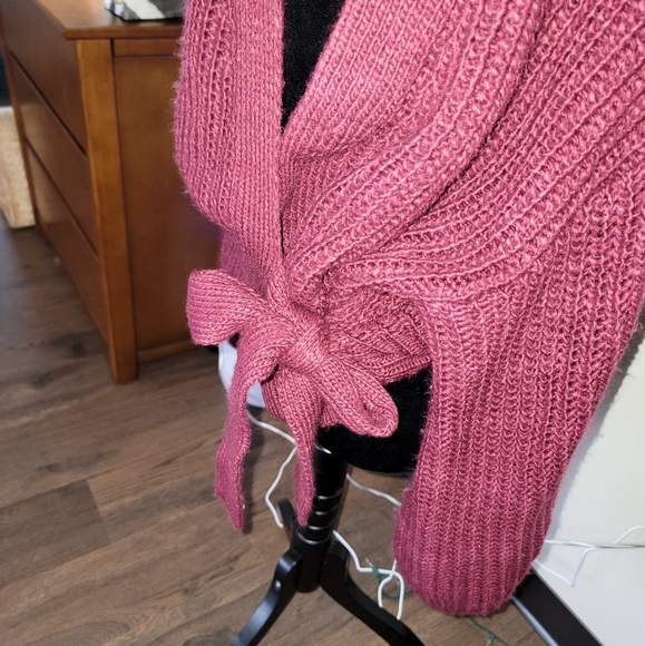 Women's wrap-around knit cardigan - Picture 3 of 6